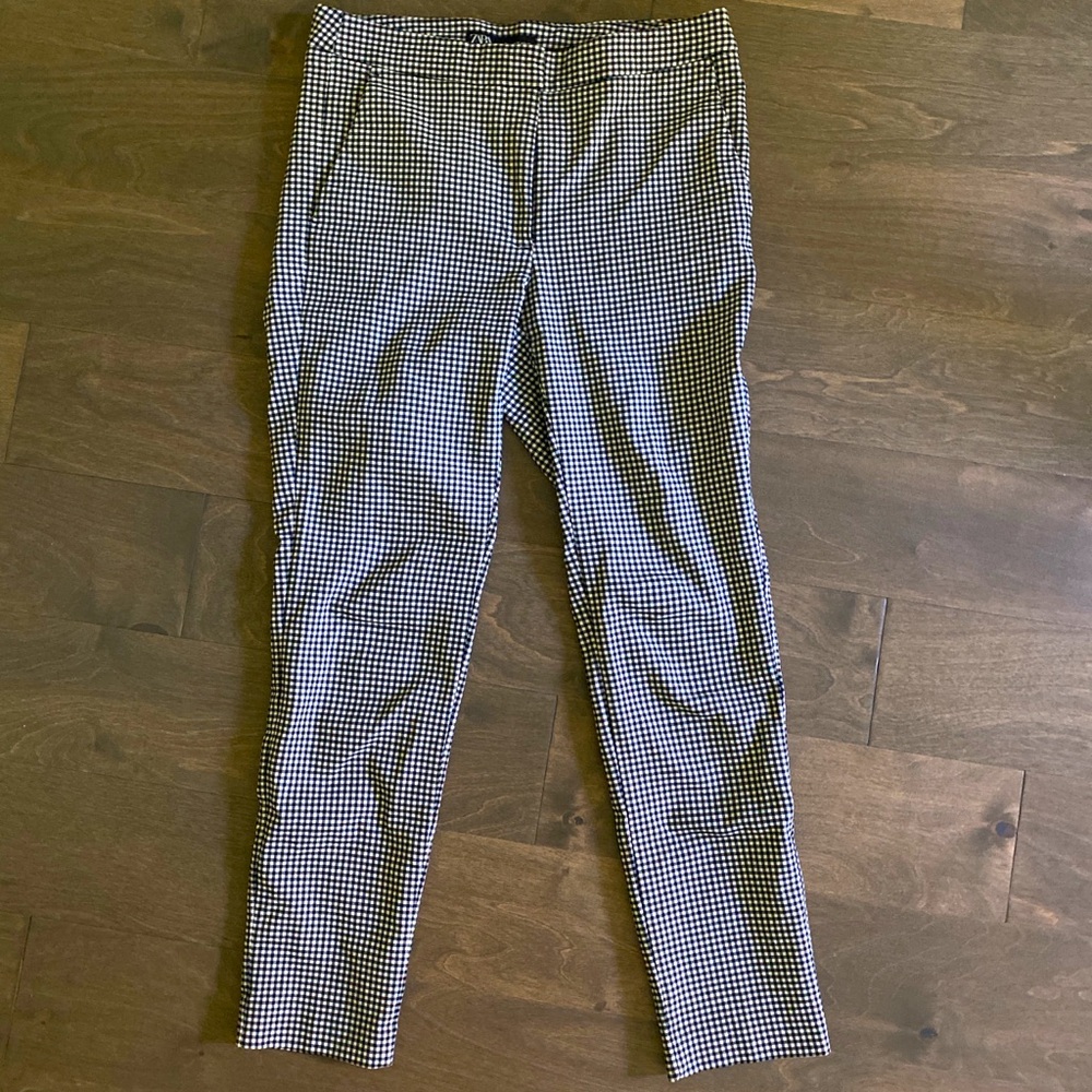 ZARA high rise slim gigham pants in black and white in size medium